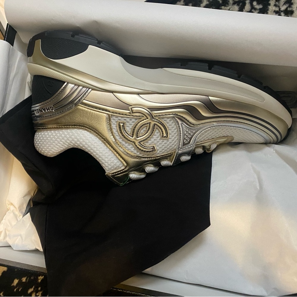 ⭐️NEW⭐️ Chanel Fabric & Laminated
White, Gold & Silver Trainers